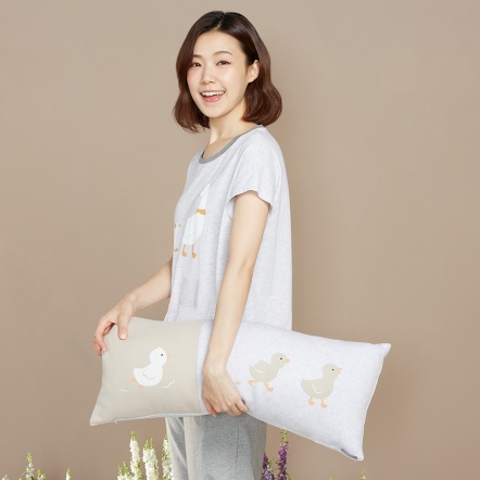 漫游鵝方形抱枕（30x70公分）-銀白灰