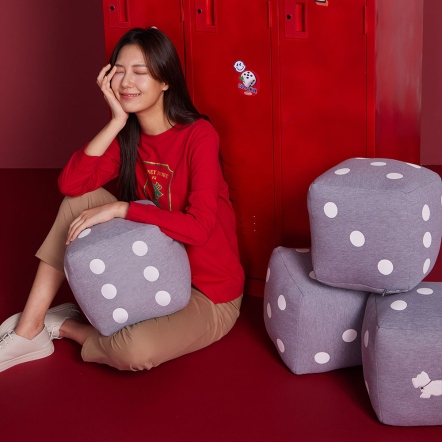 新年系列 | 骰子造型抱枕