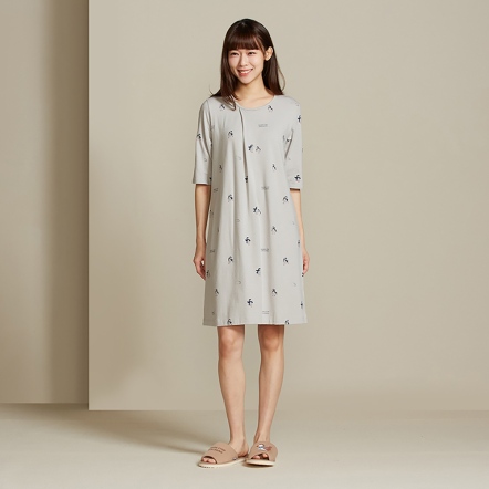 海鸚鵡印花五分袖洋裝-迷霧灰