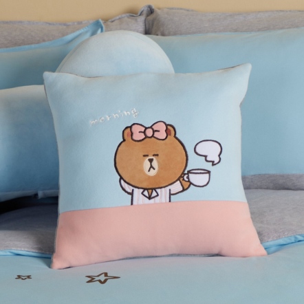 LINE FRIENDS｜早安熊美方形抱枕（45x45公分）