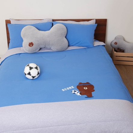 LINE FRIENDS｜熊大足球 四季被-寧靜藍