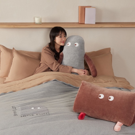 睛睛長型抱枕-迷霧灰