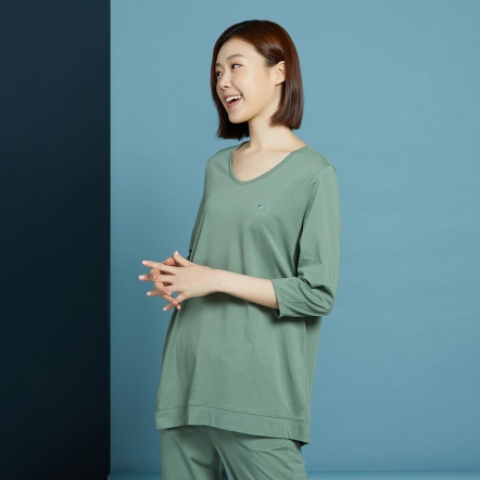 【暖薑纖維】V領長袖上衣-高地綠