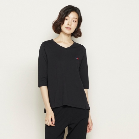 三色梗犬繡花V領七分袖上衣-黑