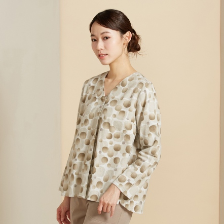 刷毛暈染印花V領長袖上衣-卡其