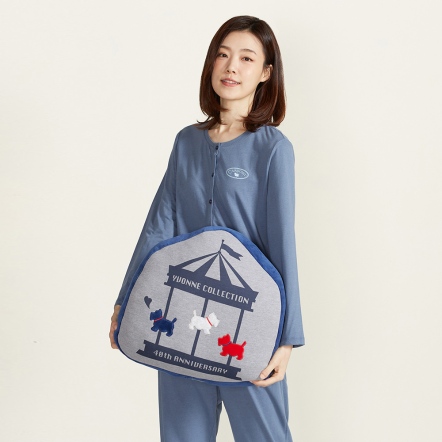 旋轉木馬立體靠枕