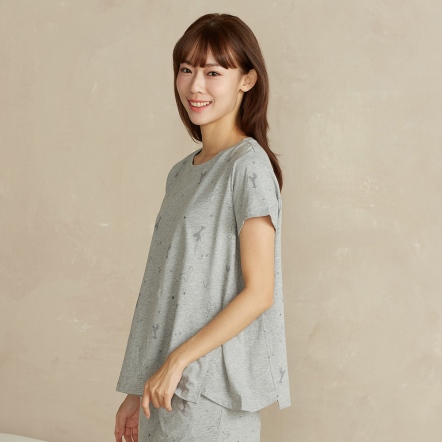 長頸鹿印花短袖上衣-迷霧灰